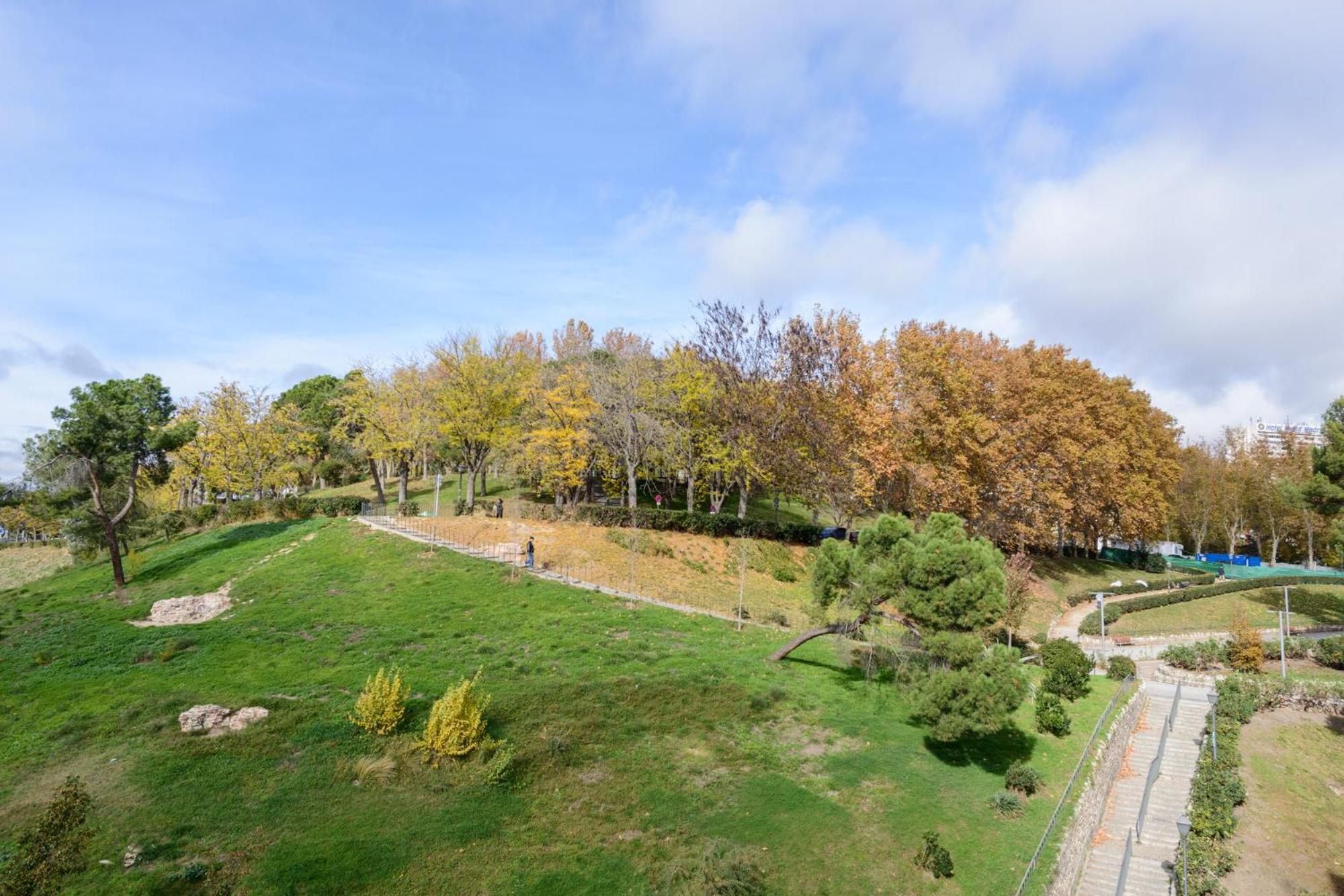 Amplio Piso En Madrid Centro Con Vistas Al Templo De Debod Apartment Exterior photo